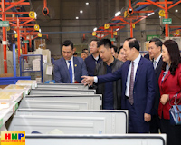 Chủ tịch HĐND Thành phố Nguyễn Ngọc Tuấn động viên sản xuất đầu Xuân tại huyện Thường Tín
